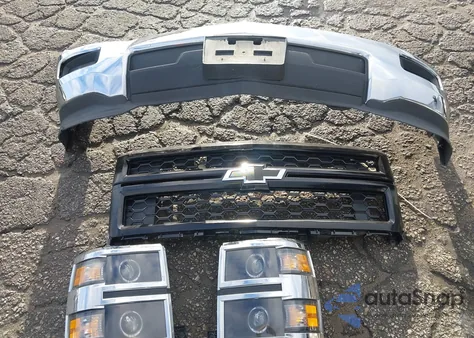 2015 Chevrolet Silverado 1500 1Lt z USA, uszkodzony, nr VIN 3GCPCREC2FG452873